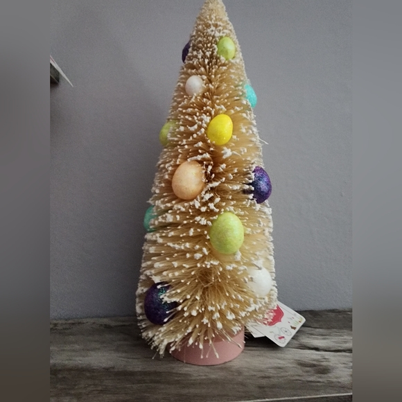 Easter Egg Bottle Brush Tree - Cotton Tail Lane - Picture 4 of 5